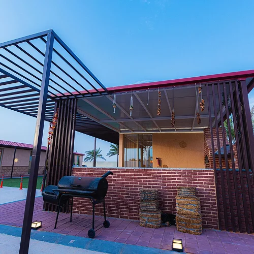 Grand Palm Tree Garden Farmhouse