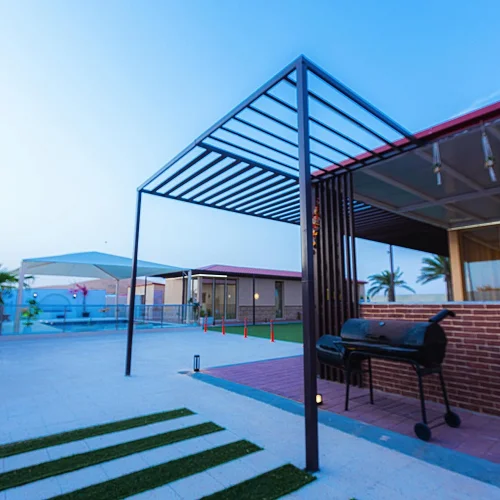 Grand Palm Tree Garden Farmhouse