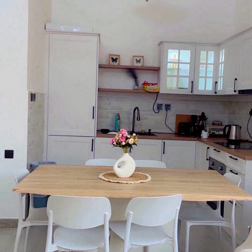 Farmhouse: Mountain view, Modern Bedrooms- Reference Code: FA214