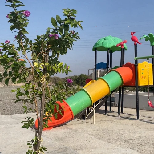 Farmhouse: Mountain view, Modern Bedrooms- Reference Code: FA214