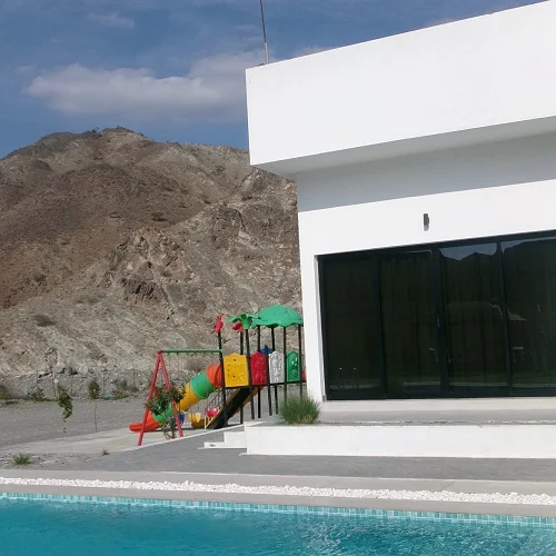 Farmhouse: Mountain view, Modern Bedrooms- Reference Code: FA214